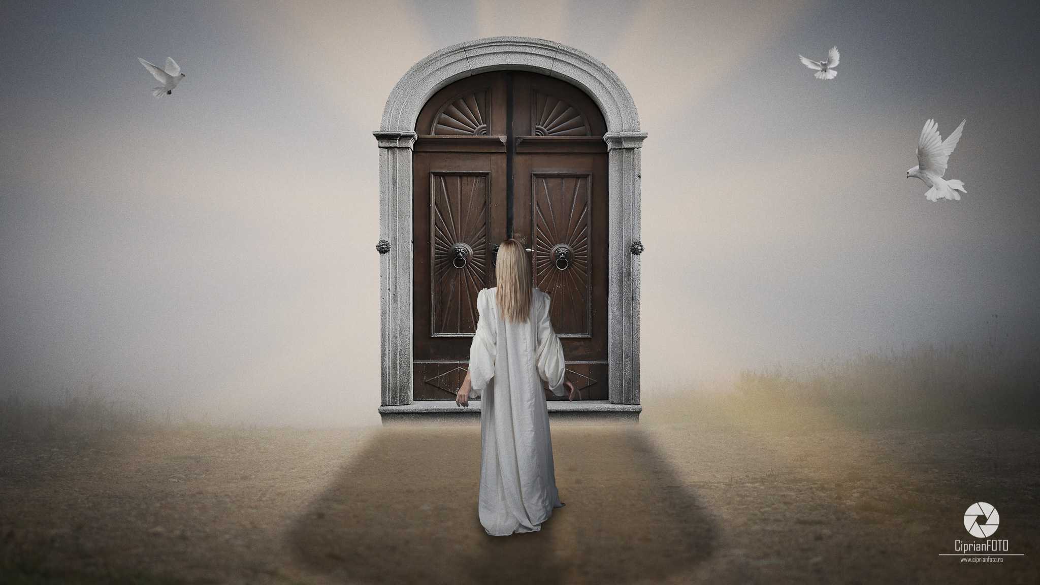 The Mysterious Door, Photoshop Manipulation Tutorial, CiprianFOTO